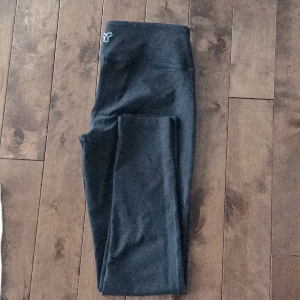 Aritzia TNA Leggings-Gray Black-Size M